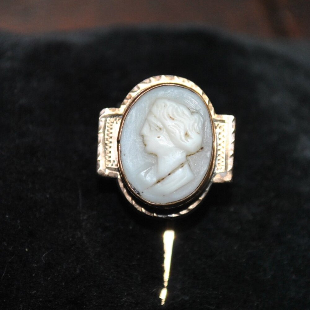 Antique Victorian Carved Shell Cameo Stick / Tie / Scarf Pin